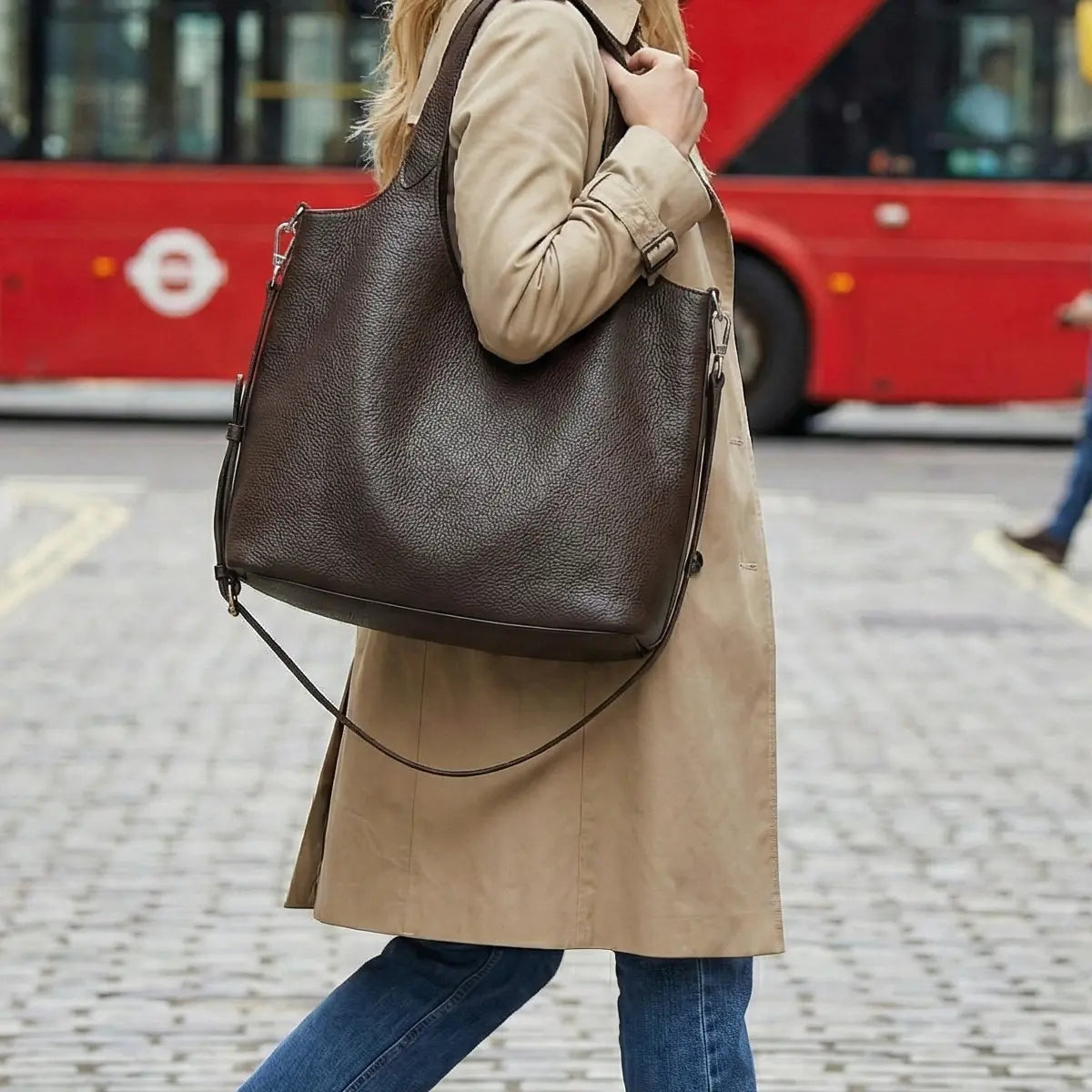 Minimalist Genuine Leather Tote Bag-Black