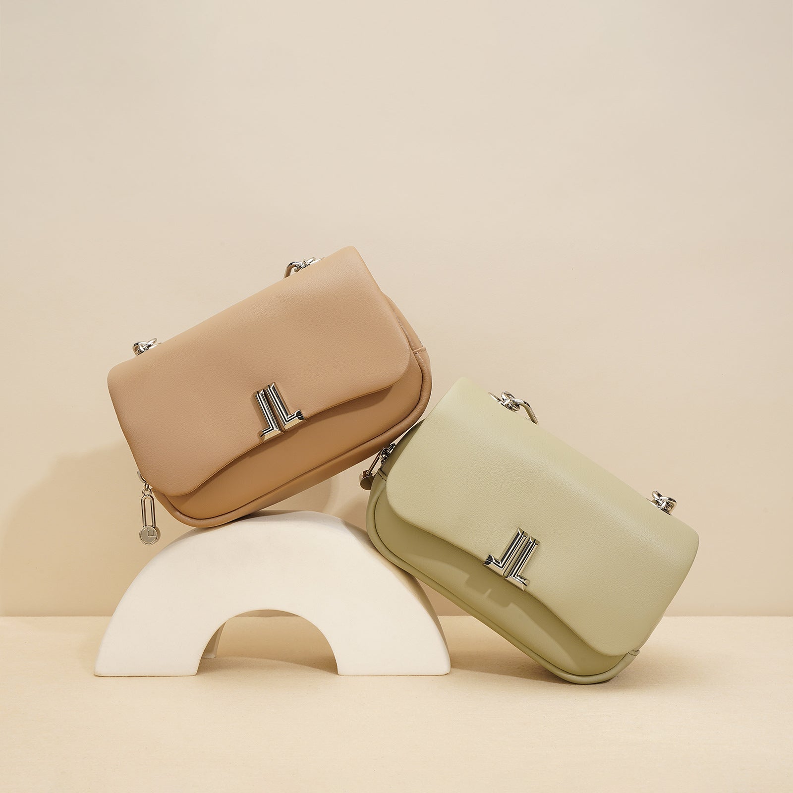 Soft Simple Crossbody Shoulder Chain Bag