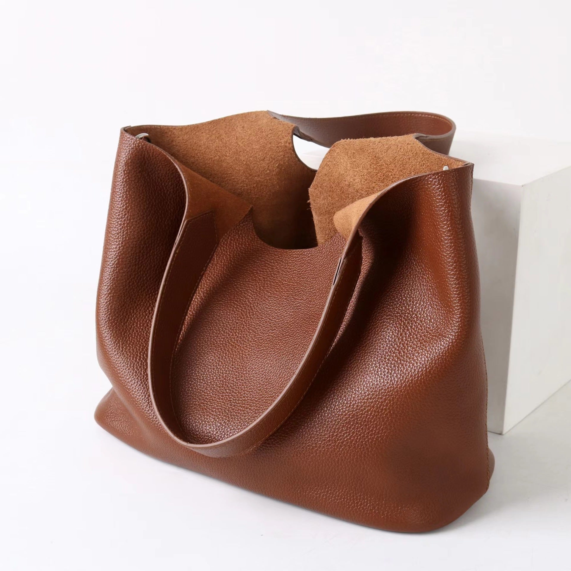 Old Money Hobo Underarm Tote Bag